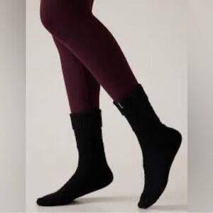 NWT Athleta | Cozy Does It Socks